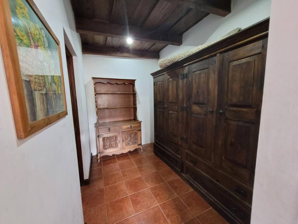 Amplia Casa Antigua Guatemala Con Pergola Y Jardin Villa Dış mekan fotoğraf